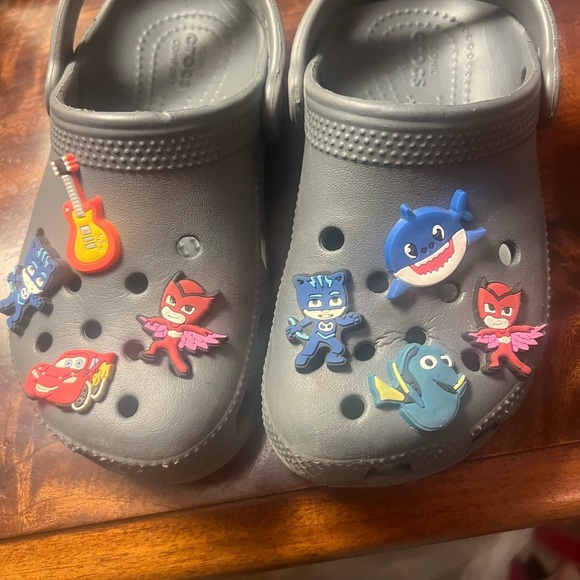 Crocs little girls size 11 crocs with buttons size 11. Great condition gray. - Picture 2 of 9